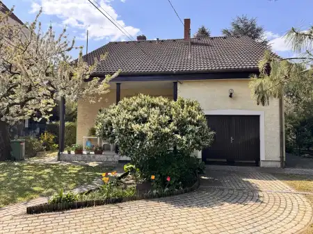 Eladó családi ház, Budapest, XXII. kerület 5 szoba 183 m² 168 M Ft