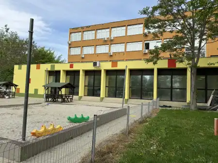 Kiadó irodaházban B, B+ kat., Budaörs 1690 m² 6.5 M Ft/hó